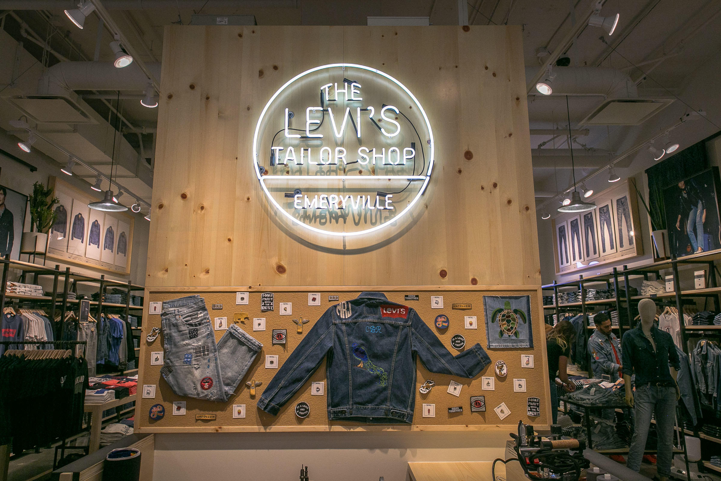 Levi's® x Creative Growth