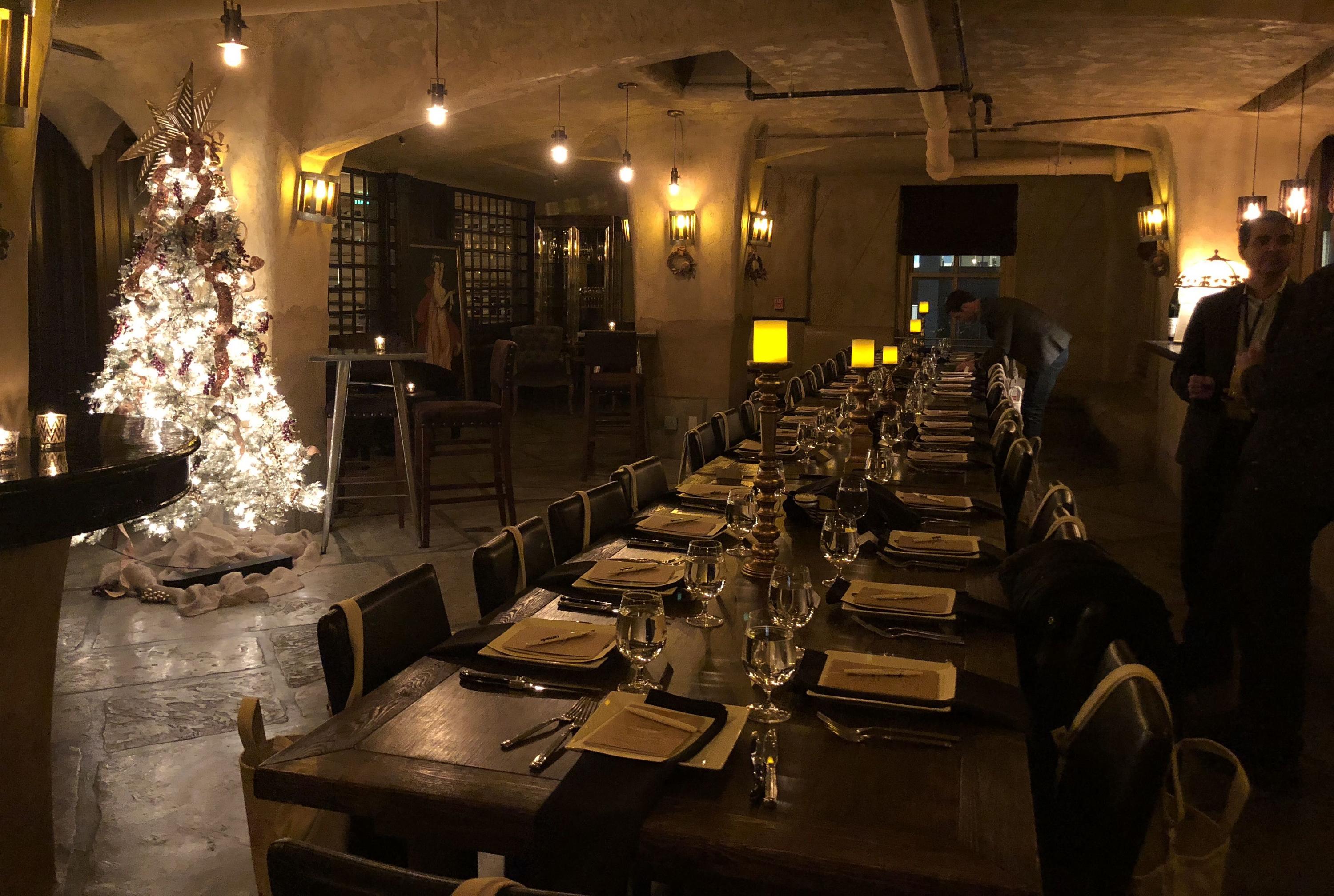 event series dinner seating 