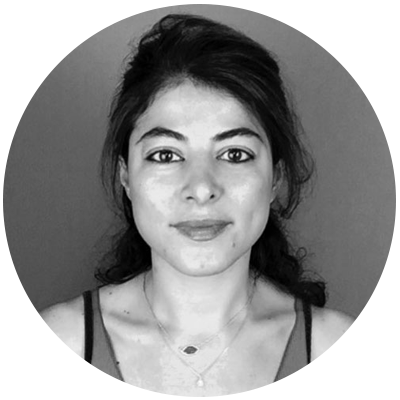 Zoha Zya LinkedIn page